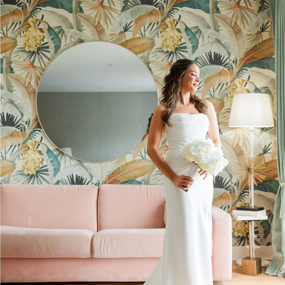 Essense of Australia Wedding Gown - Picture 5 of 9